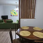 Home Select Tirana 7